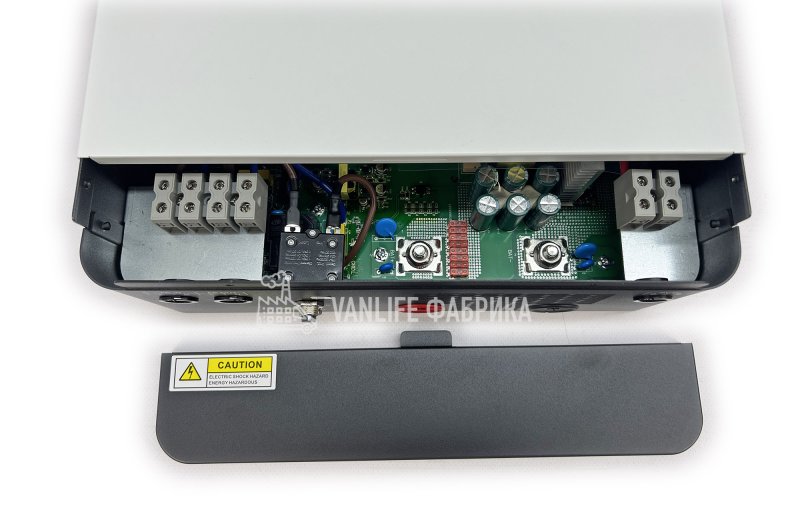 Гибридный инвертор SUMT EP-4200H 12/24В 2300/4200Вт